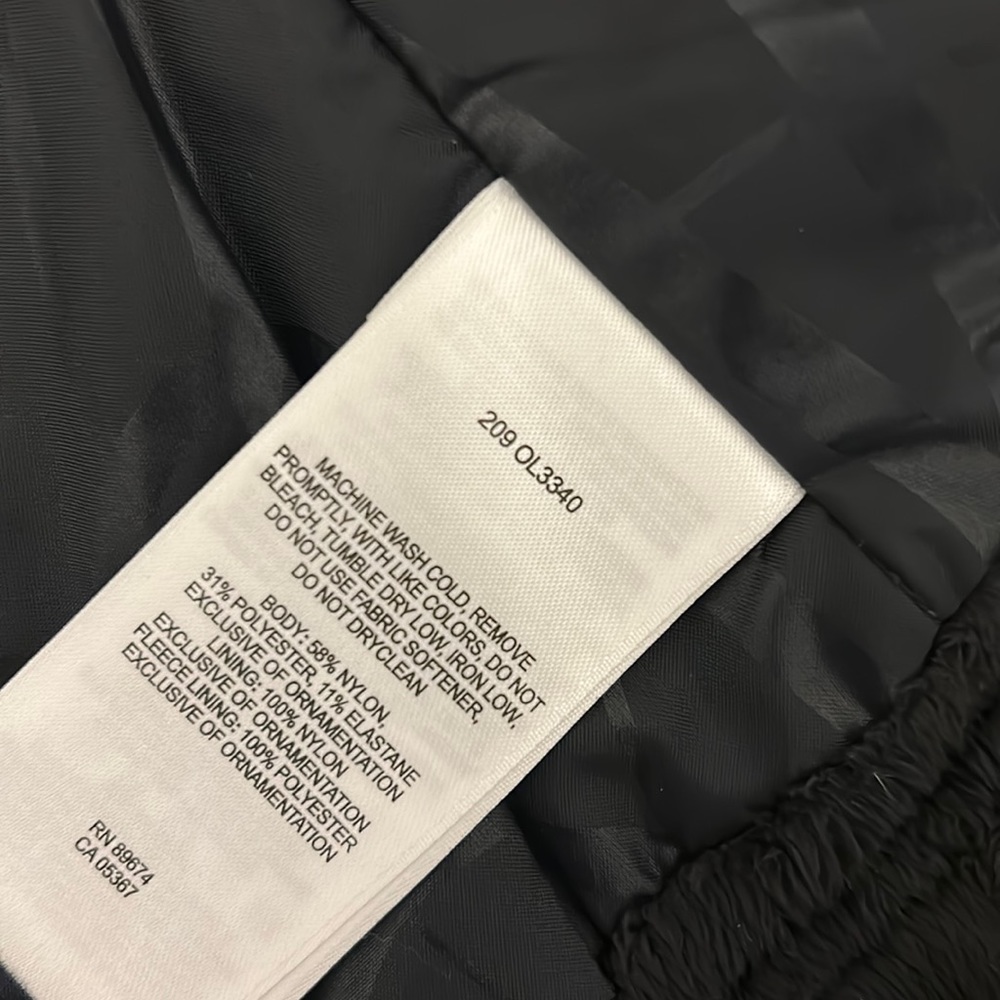 MOUNTAIN HARDWARE WOMENS JACKET BLACK - Picture 8 of 12